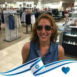 Meet your Posher, Maya